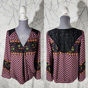 Figueroa & Flower Abstract Floral Printed Surplice Lace Panel Blouse